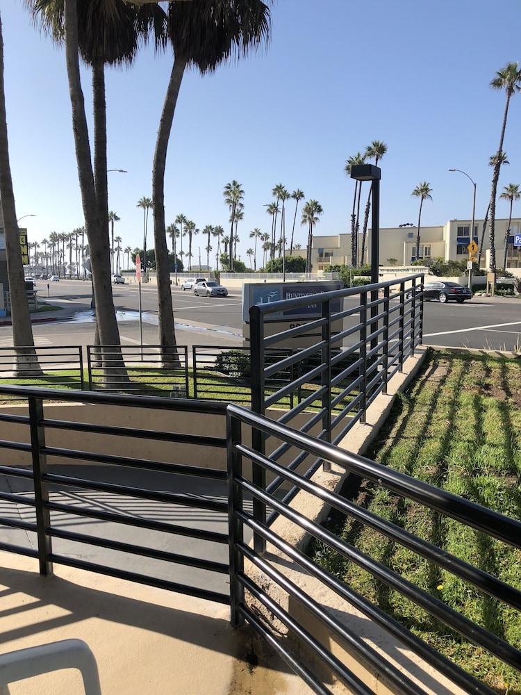 Huntington Beach Inn Exterior photo